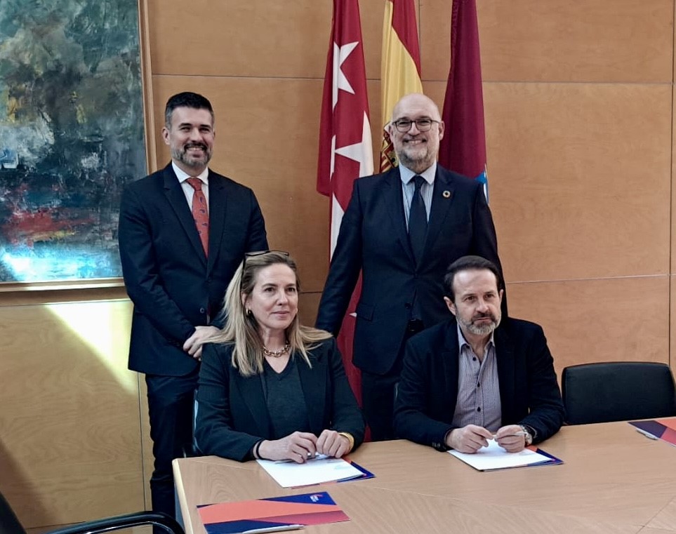 ANFAAC renueva su compromiso con la tenencia responsable de animales de compaa